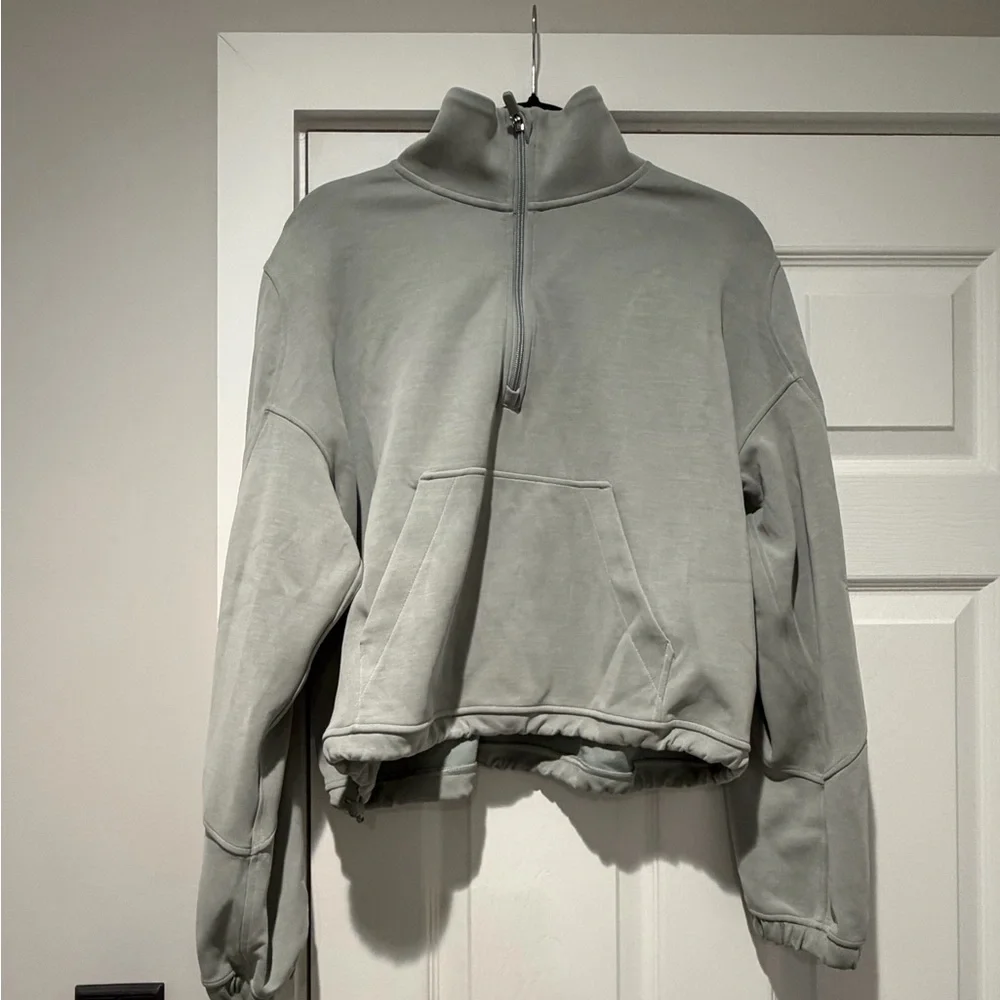 Auth. ✅ RARE Lululemon Softstreme Brushed Half-Zip in “Jade Grey” Size 12 💚🩶